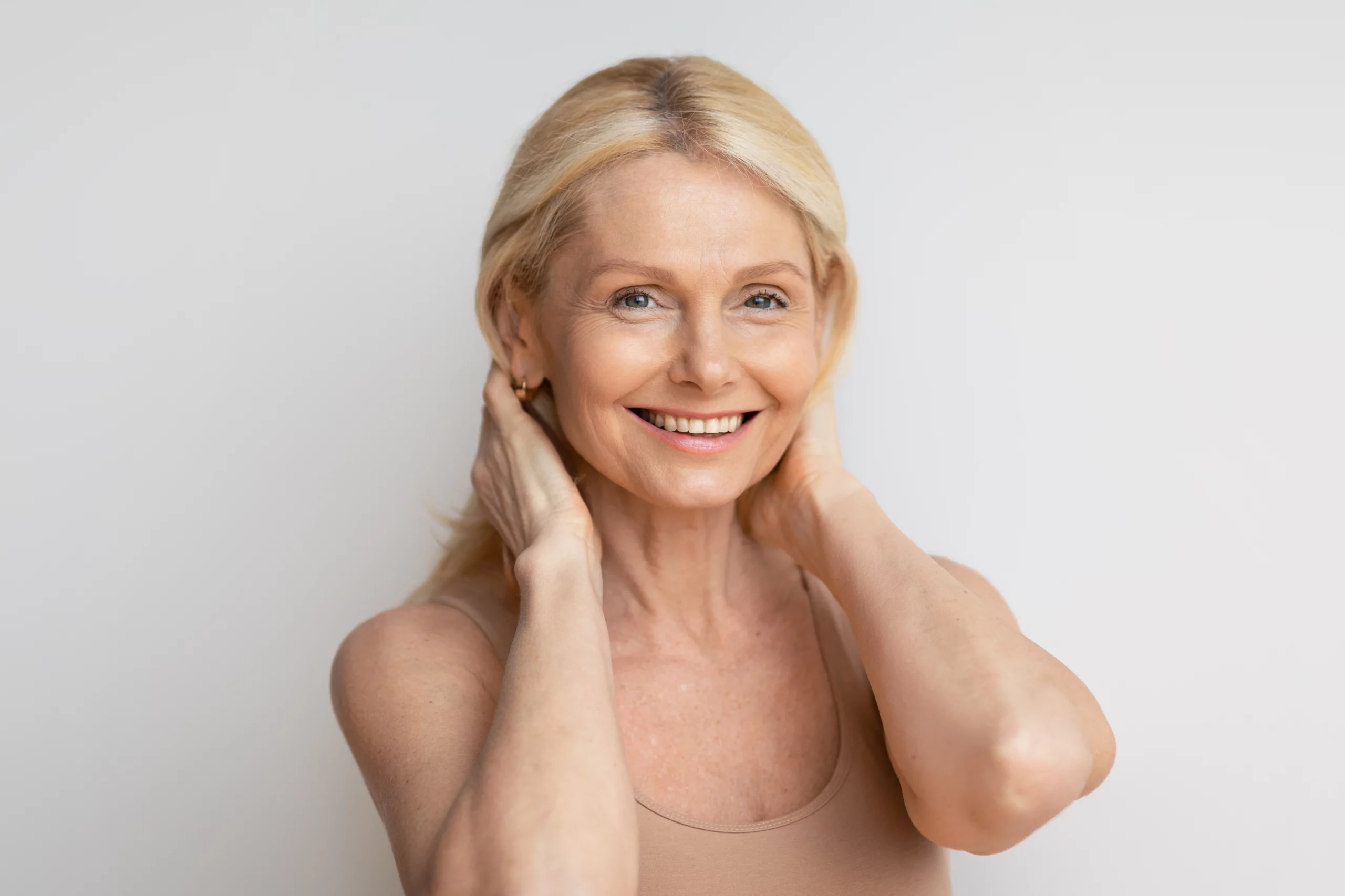 How Long Do Ears Stay Numb After Facelift? Banner